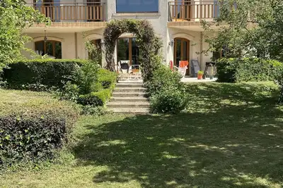 Image de Maison familiale pour 8 adultes et 8 enfants