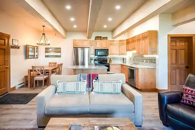 Cozy Ketchum Condo  - Walk to Everything!