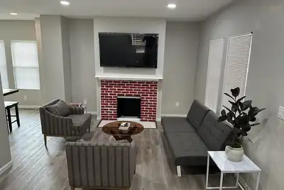 Forget your worries in this spacious and serene space.