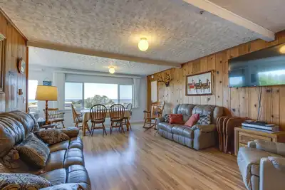 Image de Peaceful Cloverdale Home - Walk to Winema Beach