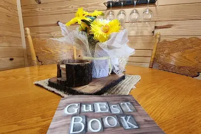 Image de The Old West Rustic Cabin at River Ranch Resort! 103