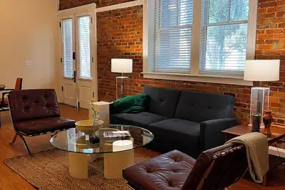 Image de Spacious Stylish One Bedroom Apartment