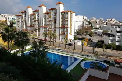 Image de Beautiful 2-Bed Apartment in Estepona Port