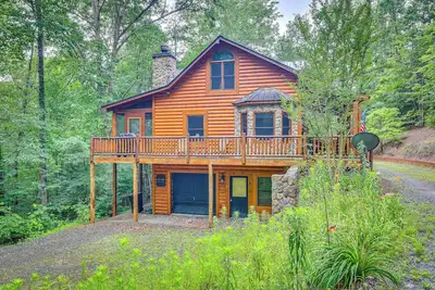 Image de Morganton Cabin < 1/2 Mi to Blue Ridge Lake!