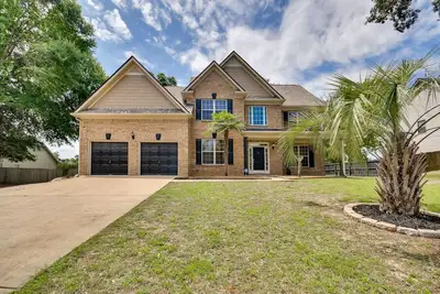 Image de Fort Mitchell Vacation Rental w/ Home Office!