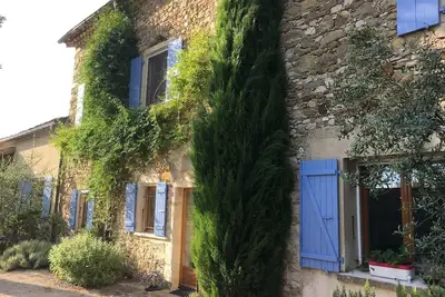 Image de Mas provençal authentique avec piscine bali