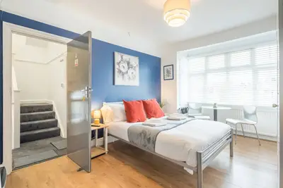 Image de Private & Spacious Studio Room 4 by Milton Guesthouse