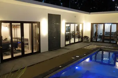Image de Ozzy Villa Phangan a Beautiful contemporary 2 bedroom private villa