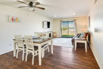 Image de Water & Mtn-View Gem w/ Patio in Lake Havasu City