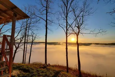 Image de Wake up in the Clouds, Out-Of-This-World Views