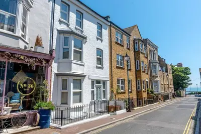 Ramsgate | Elegant Georgian Home | Harbour | Beach