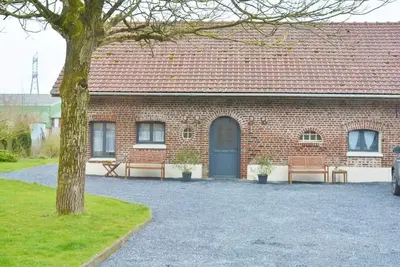 Image de Gîte 2 à 8 personnes avec 3 chambres et 3 salles de bains / cuisine