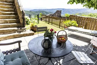 Image de Bondjou Vacances Sous le Tilleuil