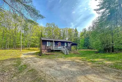 Image de Pet-Friendly Sunapee Cabin Getaway