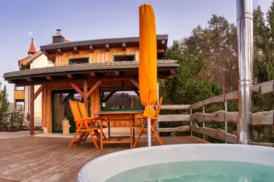 Image de Vacation home with panoramic terrace and whirlpool in a sandstone idyll