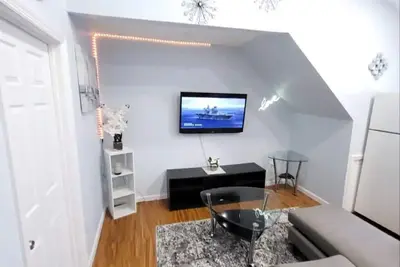 Image de Newly furnished Cozy 2Bedroom Apart