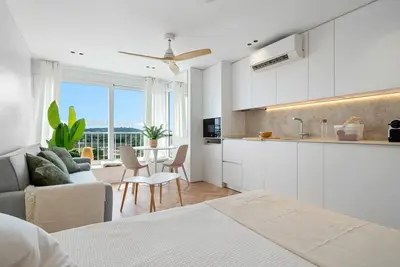 Image de Loft romantique vue mer à 8km de Port Aventura