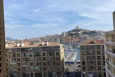 Image de Splendide vue sur Nd de la Garde et le Vieux Port