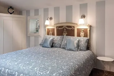 Image de Appartement \"Romantique\" avec terrasse privée et Wi-Fi