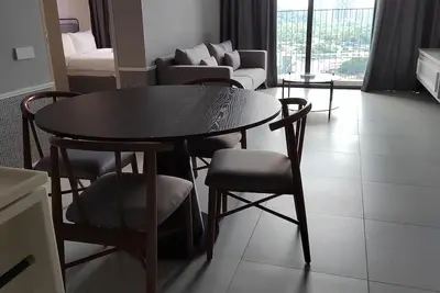 Image de 2b2r Kl Midvalley for 5 to 6pax @ Millerz Square Old Klang Road