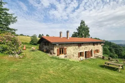 Image de Gîte confortable au cœur du Pilat avec vue imprenable