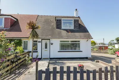 Image de 22 Turnberry Road, pet friendly, character holiday cottage in Maidens