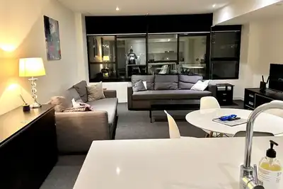 Image de Urban Haven 2 Br Cbd Apartment