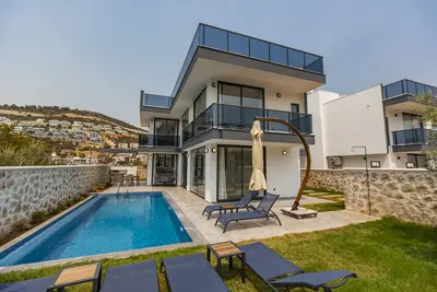 Image de Villa Lipsos 2 - Attractive with private pool, 15 min walk to Old Town