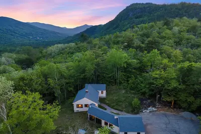 Image de Mountain Top Hideaway 10 Min to North Conway & 5 Min Saco River, pet friendly