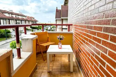 Image de Apartamento en Somo a 300m de la Playa. Ideal Para Parejas y Familias