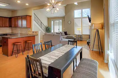 Image de Beautiful Island Home near Medical district