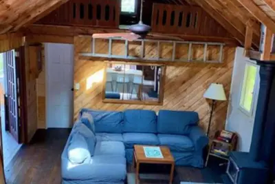 Image de Cozy Picturesque Algonquin Cottage