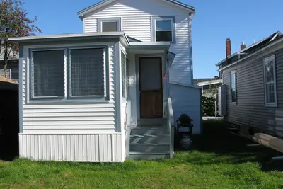 Image de 3 Bedroom A/C Cottage in the Ocean Park Area, 75 yards from the Oob sandy beach!