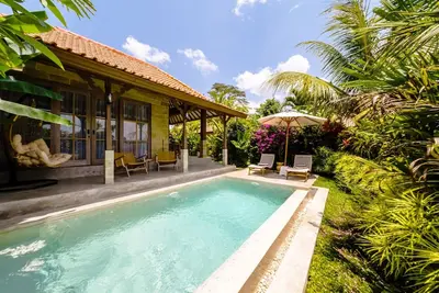 Image de Nyaman Villa 2 by EVDEkimi – romantic escape among rice fields w/pool, terrace - Long stay extras