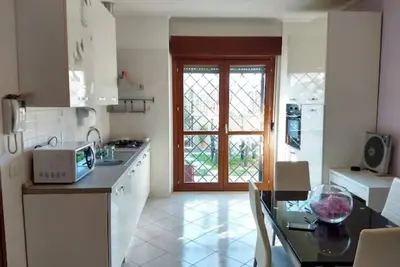 Image de Relaxing and Romantic House with Garden in Rome in Case Rosse Area