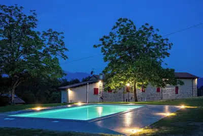 Image de Podere di Emore - n. 2 - App. on the Francigena with swimming pool and Wi Fi
