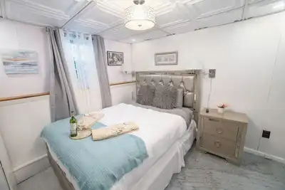 Image de Luxury 2Bed/1Bath space in house