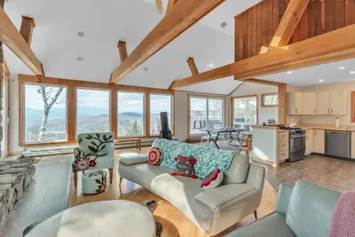Image de Beautiful 4 bedroom Chalet on a ski hill