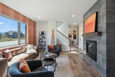 Image de 5-Star Mountain Home. Sauna, Gameroom, Mnt Views, Fireplace. Ski Winter Park.