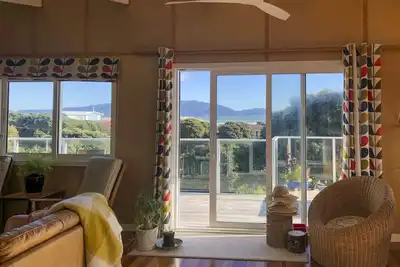 Image de Stylish Bach With hot tub and Island Views - Bali Hai