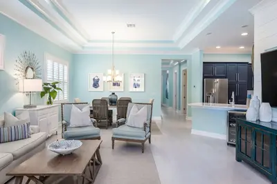 Image de Private Luxury Naples Villa - 10 minutes from 5th Avenue!