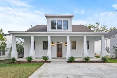 Image de The Southern Belle Newly Constructed Home 2 Miles from Ua Campus!