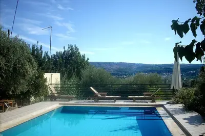 Image de Rêve 1 - Maison Traditionnelle Avec Piscine À Partager