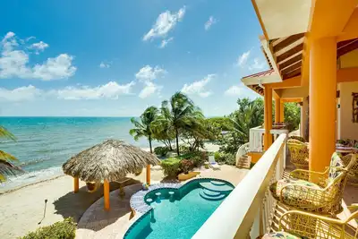 Image de Villa 99-Seahorse-Beachfront Villa-Pool-2 Bedroom
