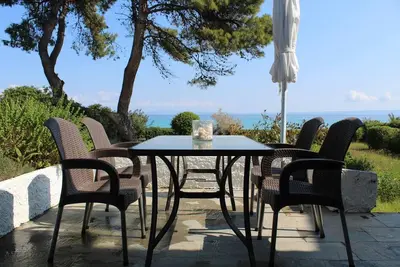 Image de Villa Mare Azul - Luxury Beachfront Retreat in Hanioti, Halkidiki, Greece