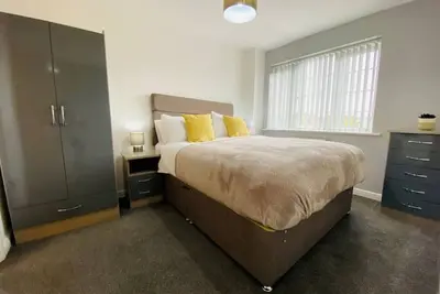 Image de Spacious House In Grimsby With Parking