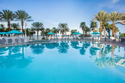 Image de An Elegant Stay at a Family-friendly 1 Br at the world's best beach