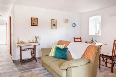Quinta dos Penedos is a welcoming house, ideal for relaxing and resting! \n