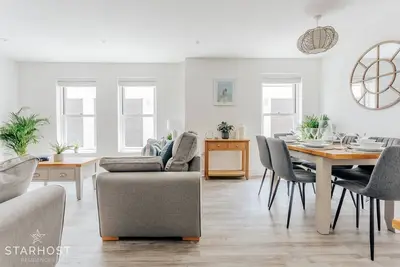 Image de Starhost Residences Brand New 2 Bedroom Apartment in Newbury Town Centre