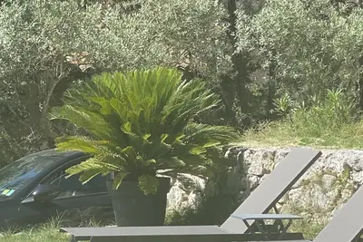 Image de Villa à 15minutes d'Aix en Provence avec piscine et cuisine d'été